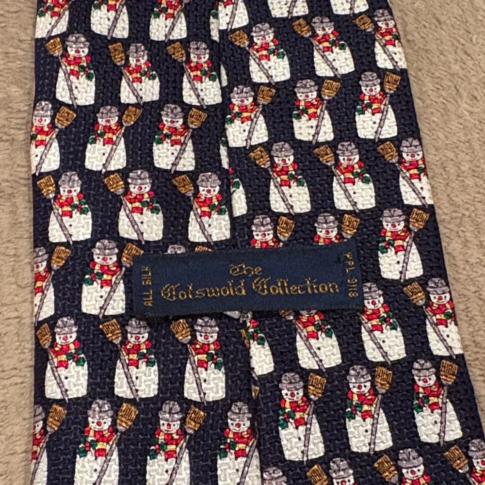Navy Patterned Men's Silk Tie with Red and White Accents
